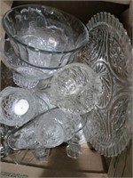 Lot of clear glassware