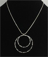 18'' TWO HOOPS SILVER TONE PENDANT NECKLACE