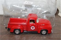 SAMLL TEXACO DIE CAST TRUCK