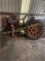 706 I.H. TRACTOR-SALVAGE