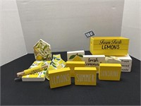 Lemon/ Lemonade Summer Decor
14 pieces