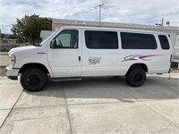 2008 Ford E250 Commercial Extended Van