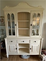 Large Hutch -Chris Madden (Dishware Not Included)