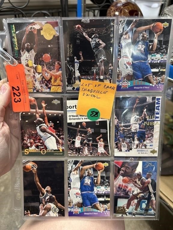 LOT OF SHAQUILLE O'NEAL BASKETBALL CARDS