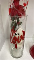 LOVE VASE WITH TEDDY BEAR AND ROSES K