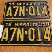 Black Missouri License Plates