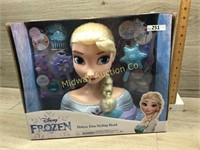 DELUXE ELSA STYLING HEAD