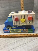 SHAPE SORTING DUMP TRUCK