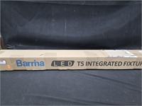 Barrina T5 4ft fixture. Pack of 6