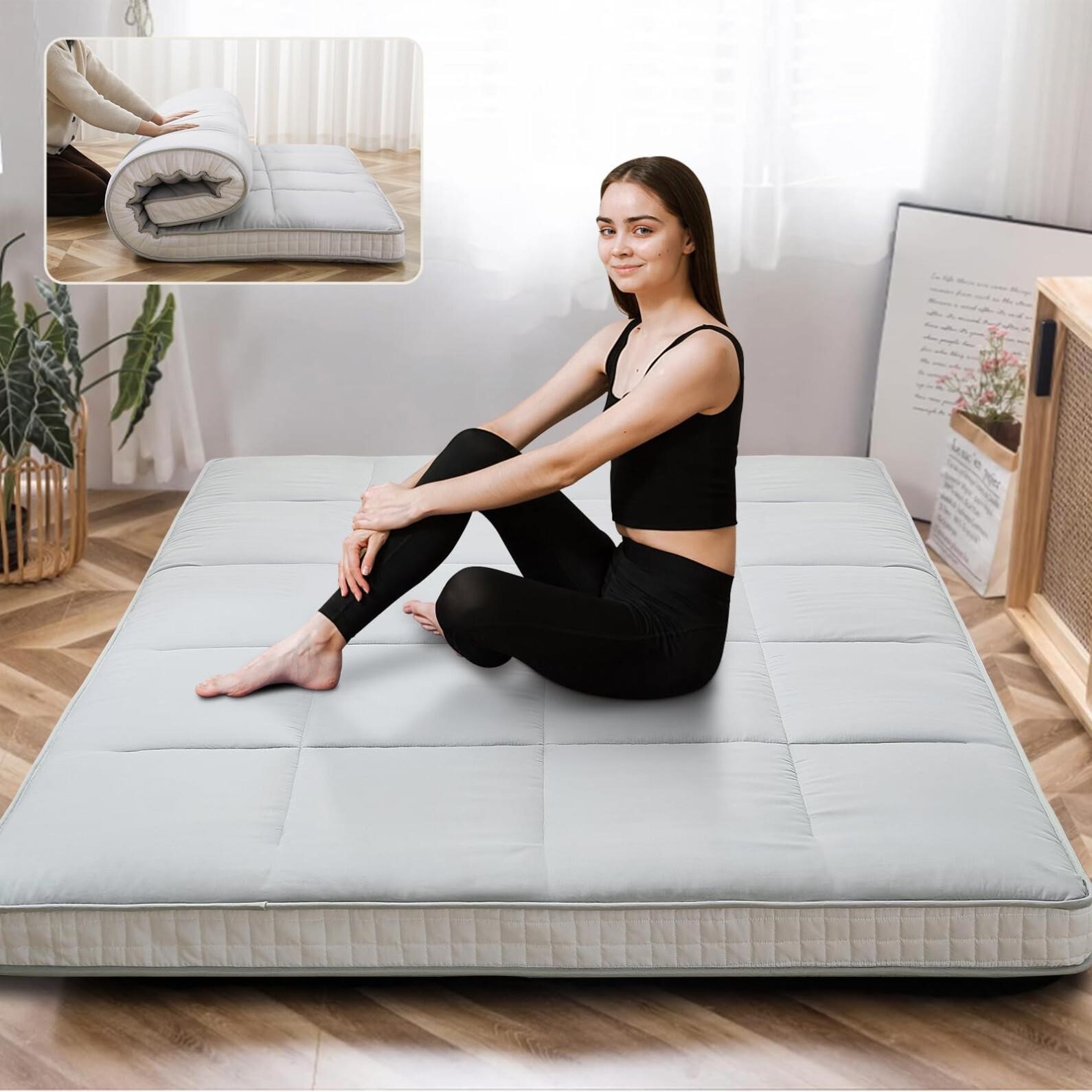 Esazn Japanese Floor Mattress Futon Mattress, Fold