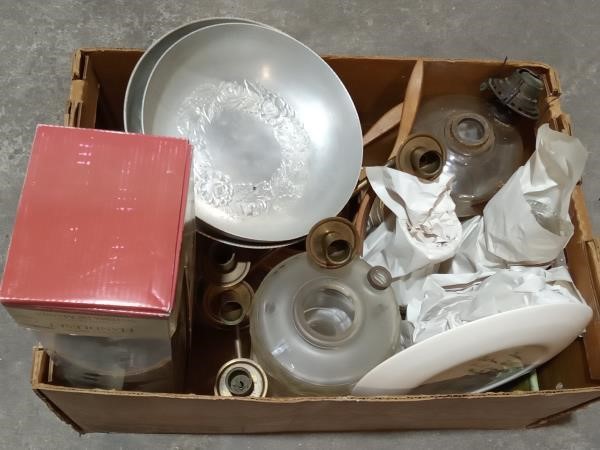 Miscellaneous Box Lot