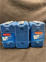 Lot Of Rubbermaid Blue Ice Blocks 13" w x 5.5" H