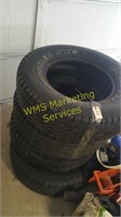 4 Wranger 265/70 R17 Tires