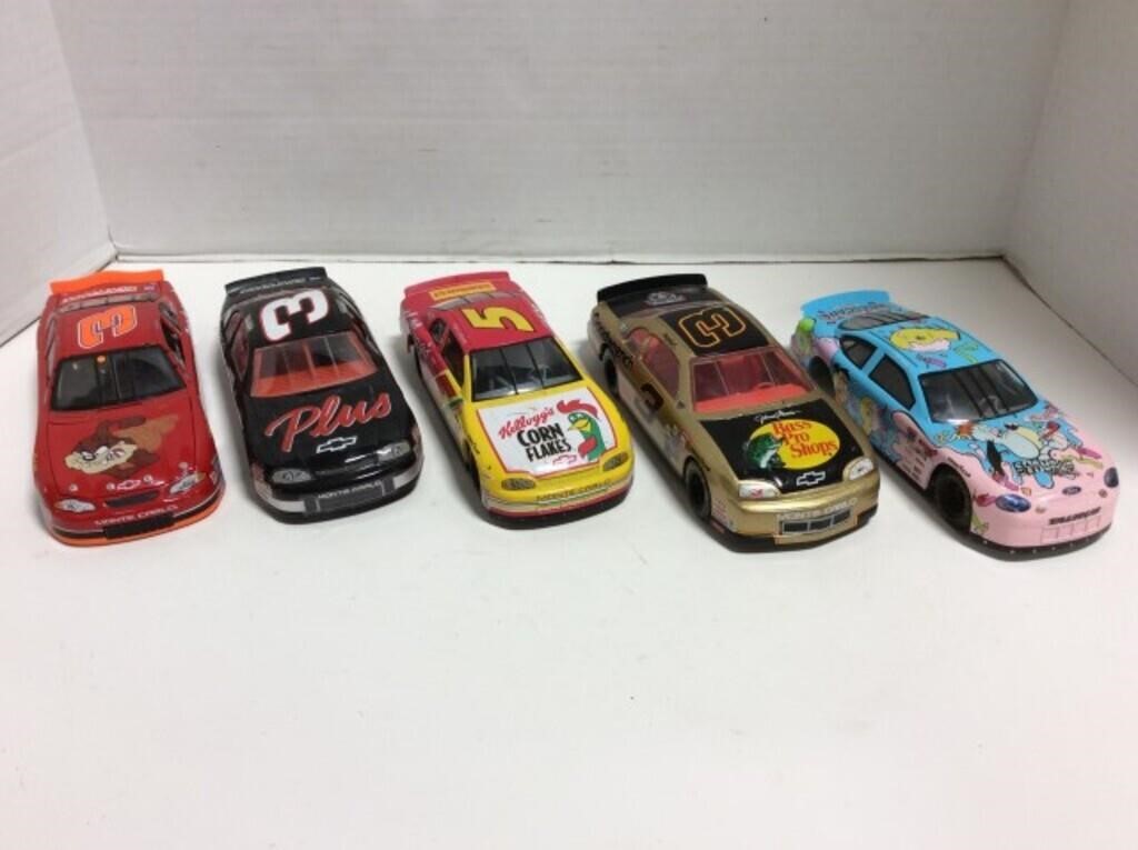 5x 1/24 Die-cast Vehicles