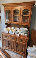 Tell City, Tanbark Oak China Cabinet