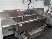 tarrison triple sink, double sides, pre rinse *see