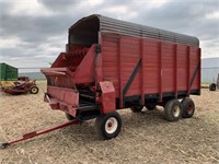 Meyers 16' Wood Sided Chopper Box