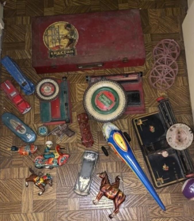 Miscellaneous Antique & Vintage Toy Lot