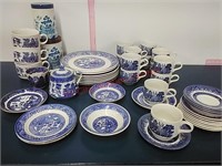Churchill of England Blue Willow dishes