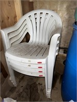 4-PLASTIC RUBBERMAID CHAIRS