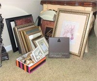 Floral Wall Pictures and Mini Frames
