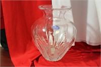 A Royal Doulton Crystal Vase