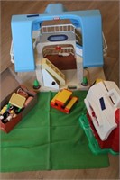 VINTAGE FISHER-PRICE, BARN, PEOPLE, &  ACCESSORIES