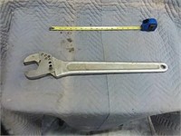 2 7/8 adjustible wrench