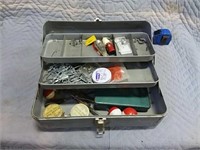 Tackle box with tackle