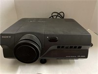 SONY LCD DATA Video Projector VPL- S900