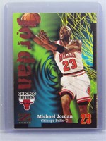 Michael Jordan 1997 Skybox Z-Force Insert