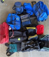 J - LARGE LOT OF CARRY BAGS (G50)
