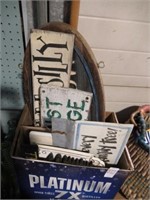 WOODEN SIGNS
