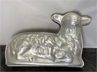 The Lamb 3D Cake Pan