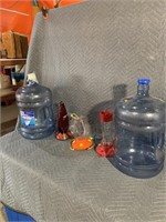 Hummingbird feeder’s, two plastic water jugsl..2b