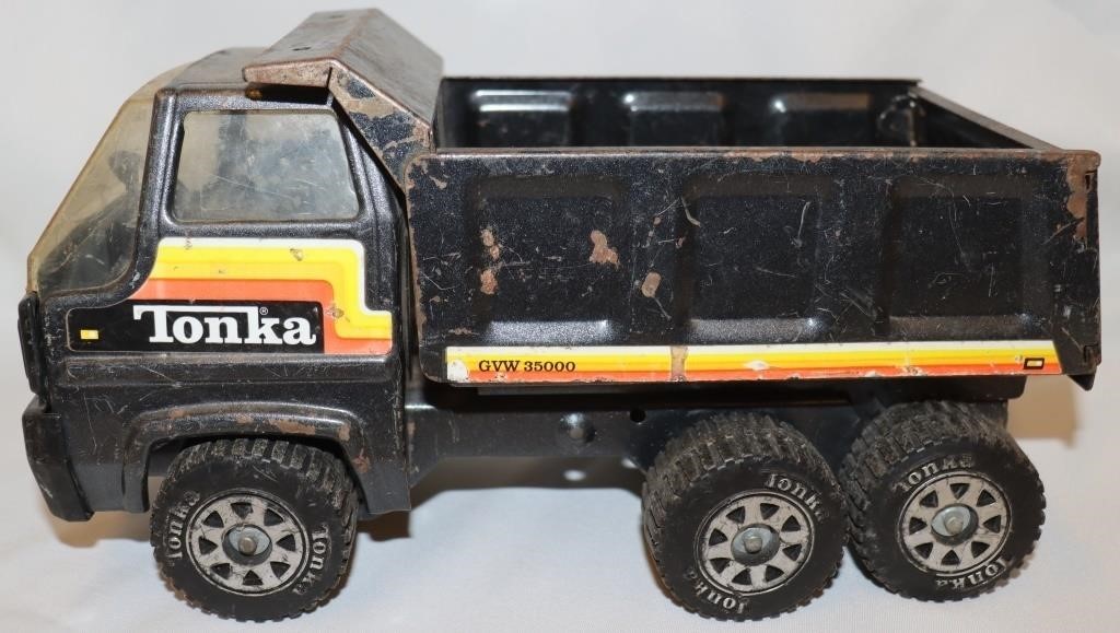 Vintage Tonka Dump Truck
