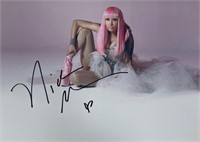 Autograph COA Nicki Minaj Photo