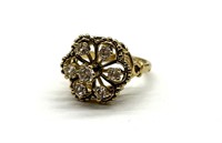 ‘18K HGE’ Marked Ring Size 6
(Gold