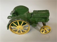 John Deere Model D Tractor (1/16)