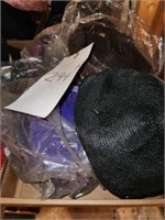 LOT SEVERAL VTG. WOMENS HATS