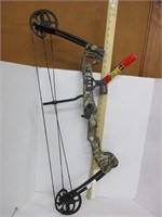 Camouflage youth compound bow,20lb?