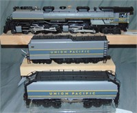Lionel 28099 UP Challenger with Auxillary Tender