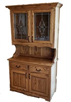 Amish Heritage Furniture Oak China Cabinet