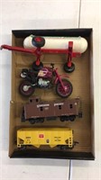 Lot of HO scale cars and Ertl ammonia tank