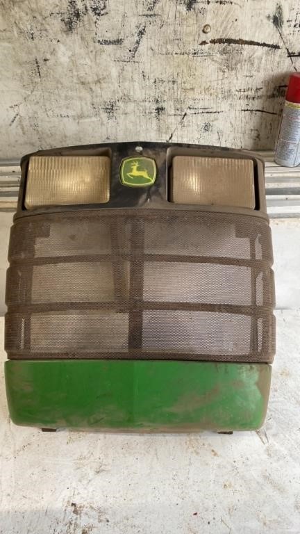 John Deere grill with lights