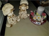floral decor & boy and girl figurines