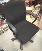 STEELCASE MID BACK TASK CHAIR