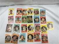 (25) Topps 1959 Baseball Cards