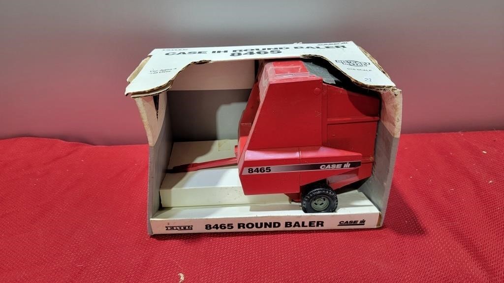 Vintage nib ertl case round baler