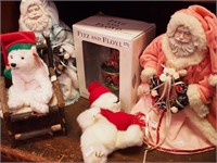 Five Christmas items: Fitz & Floyd glass